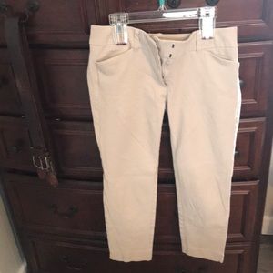 Tan New York and Company pants crop stretch pants